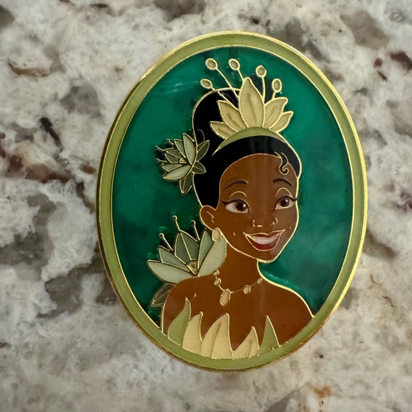Loungefly Disney Princess Portraits Mystery Pin, Tiana - Picture 2 of 4